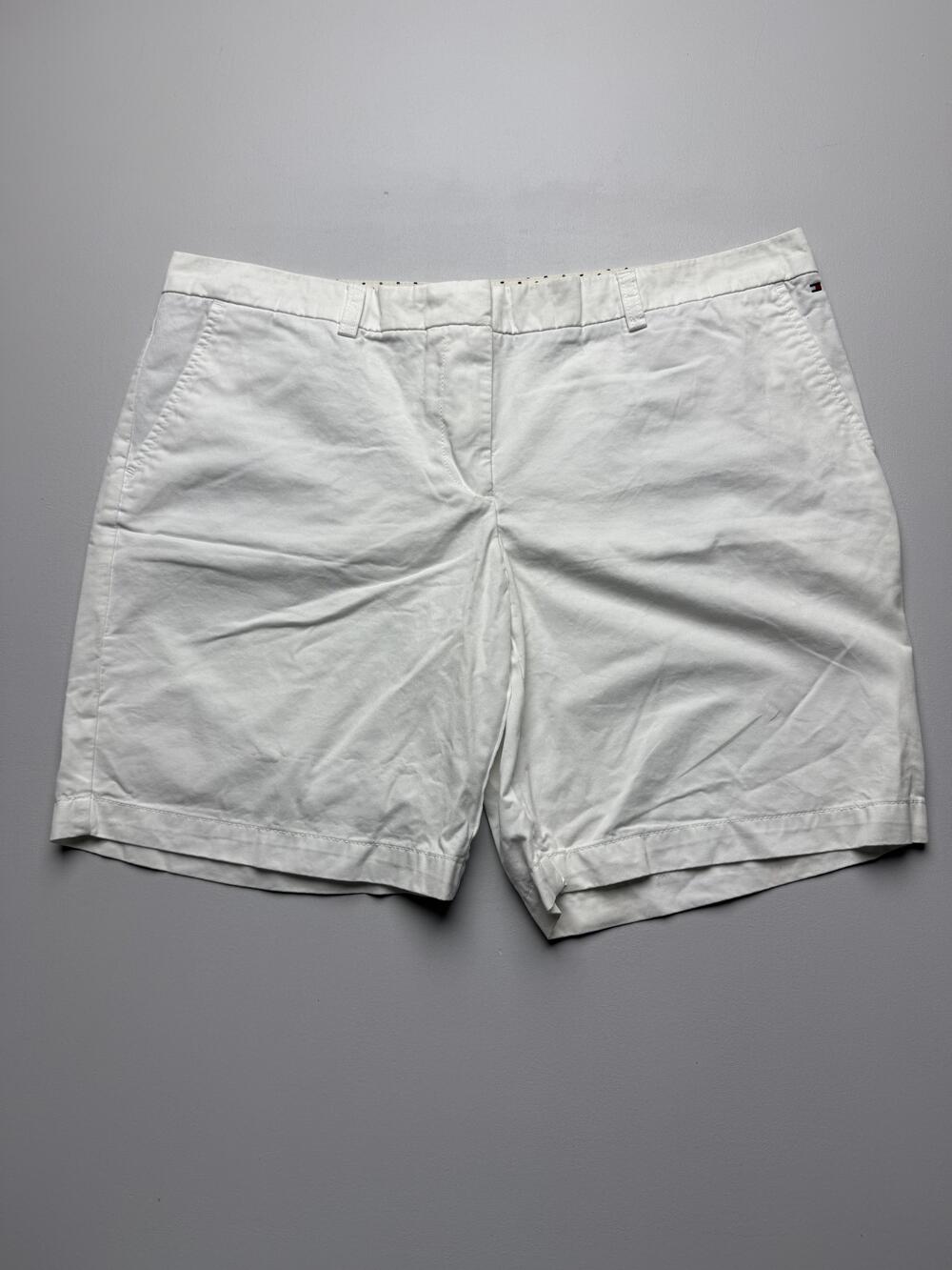 Tommy Hilfiger Shorts Womens 14 White Twill Chino 9 Inseam Casual Summer Golf